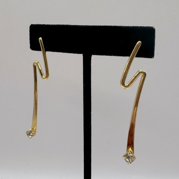 VINTAGE Gold-Tone Crystal Zig Zag Earrings - Picture 3 of 11